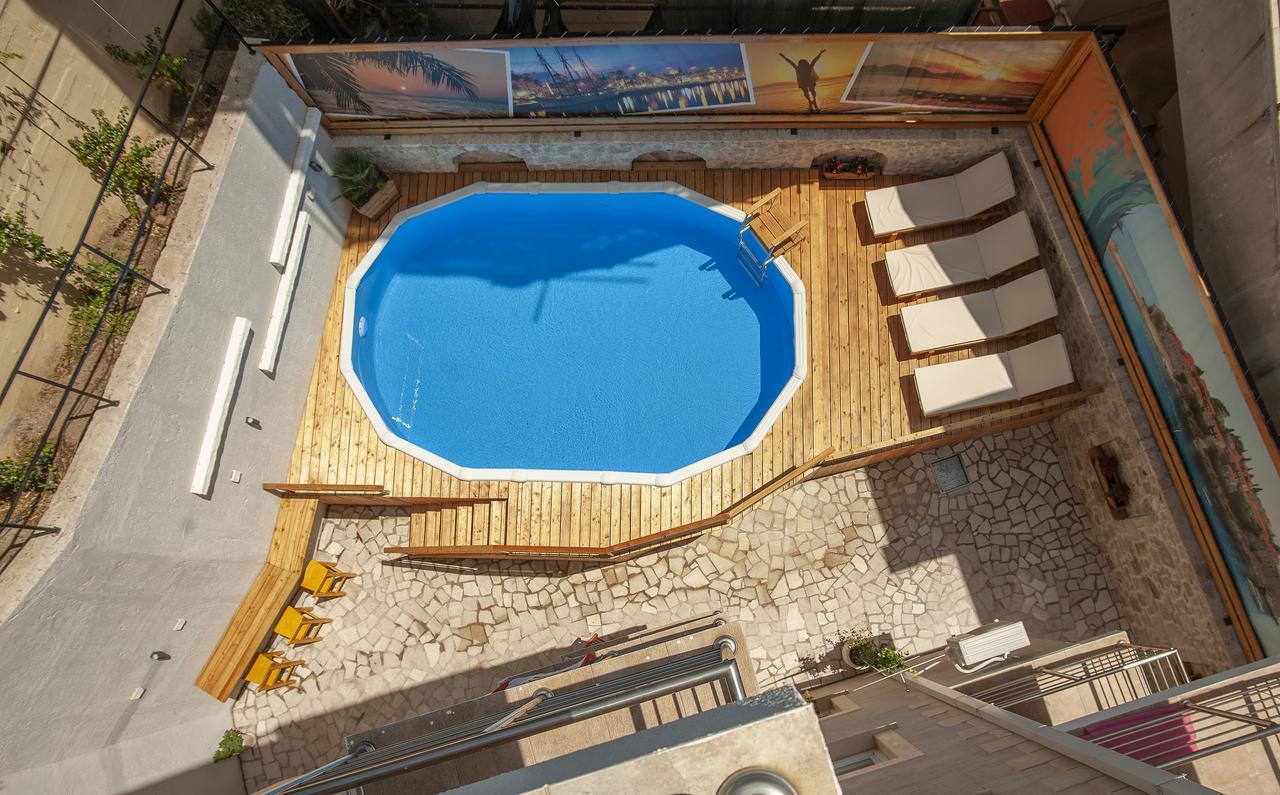 Apartments Dzaleta Светі-Стефан Екстер'єр фото
